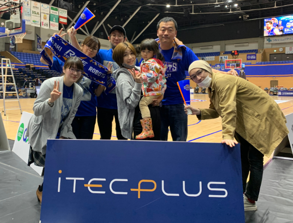 茨城ロボッツのホームゲームをスタッフみんなで応援